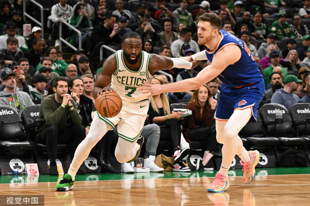 场比赛的亮 场比赛的亮